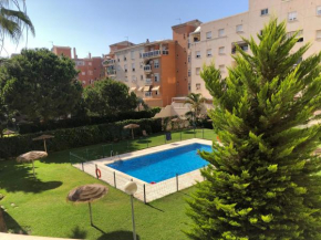 Teatinos Pool